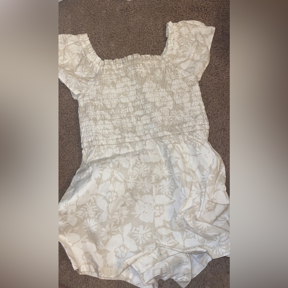 Beige romper